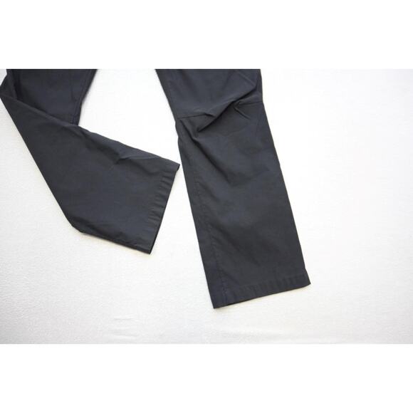 Eddie Bauer Camp Tech Pants Black Nylon Hiking Athetic Mens Size 32 x 30 - Picture 3 of 8